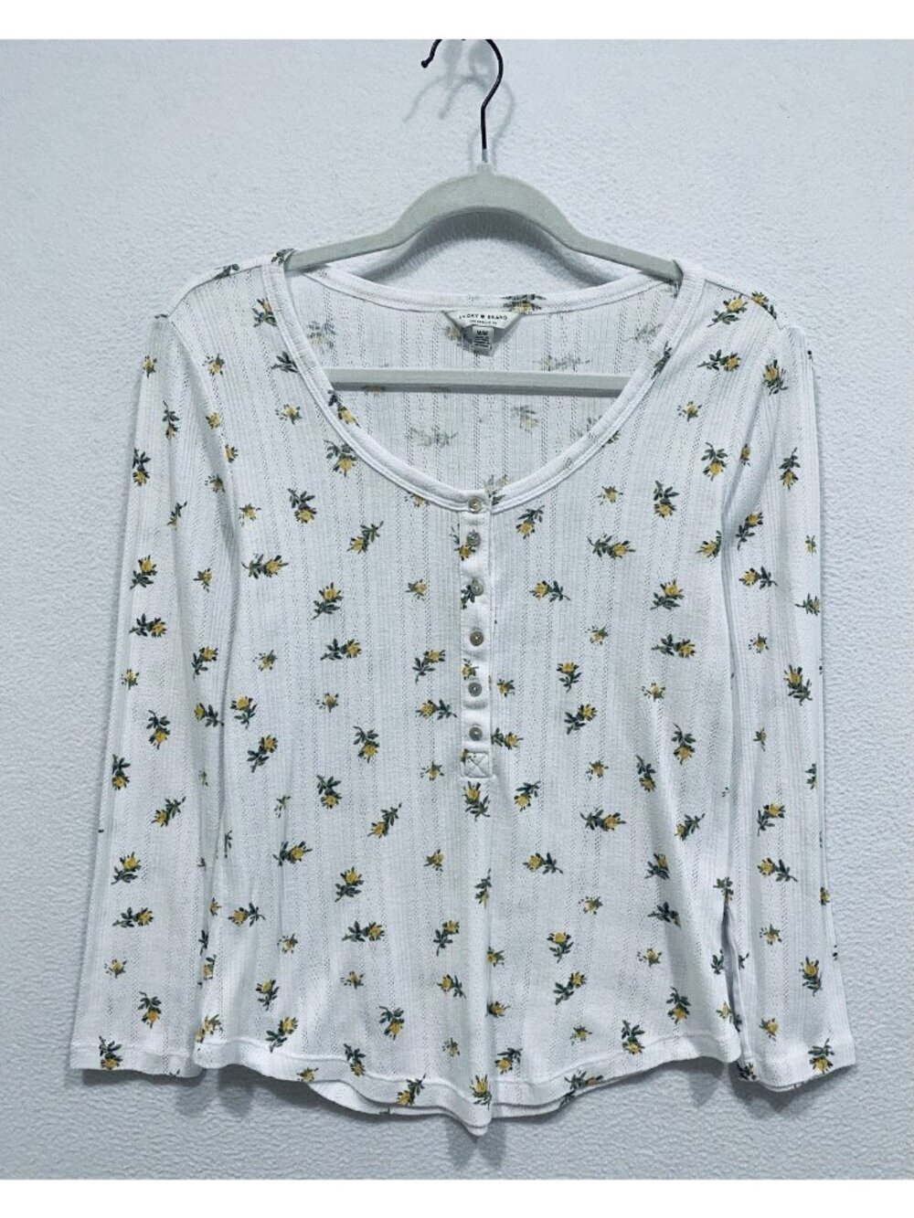 Lucky Brand Top Womens Medium White Yellow Floral Pointelle Henley Cottagecore